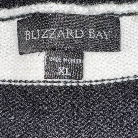 Womens Christmas Sweater Gingerbread Man Oh Snap Black White Stripes Size XL - Picture 3 of 7